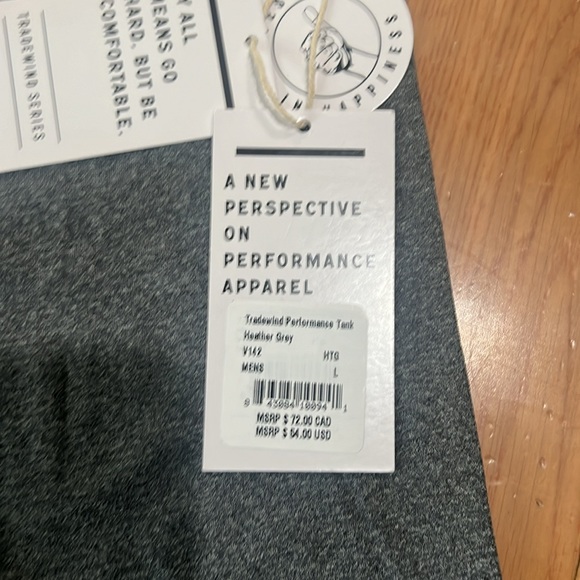 Vuori Tradewind Performance Tank - Picture 3 of 3